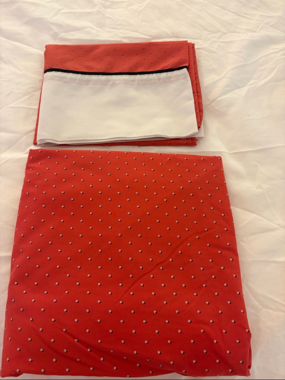 Orange, white/ black Polka Dot twin bed fitted sheet & matching pillow case.